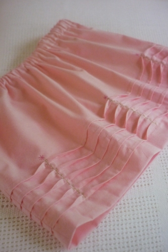 The Sewing Book - pink girls skirt